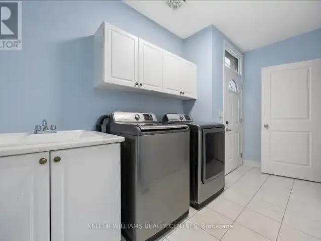 House for rent in Bradford West Gwillimbury, Ontario