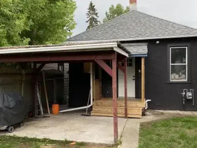 House for rent in Ramsay, Calgary
