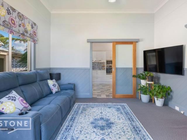 House for sale in Cardiff, Newcastle-Maitland