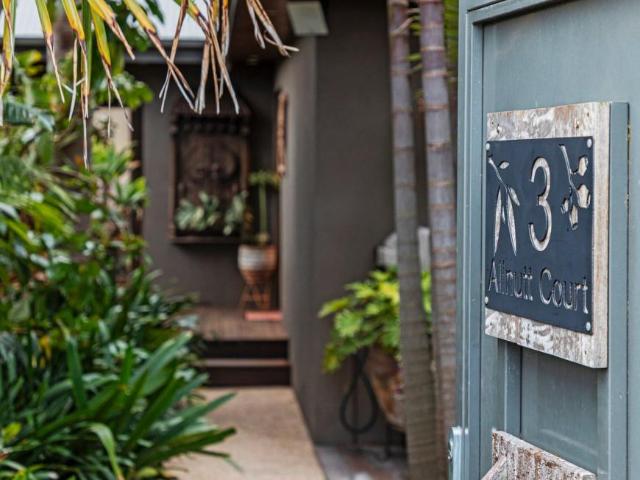 House for sale in Cheltenham, Melbourne