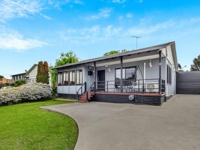 House for sale in Dallas, Melbourne