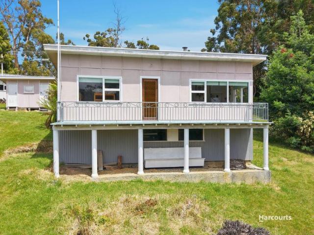 House for sale in Police Point, Dover