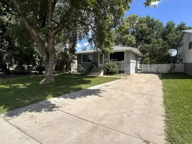 House for rent in Wedgewood, Alberta