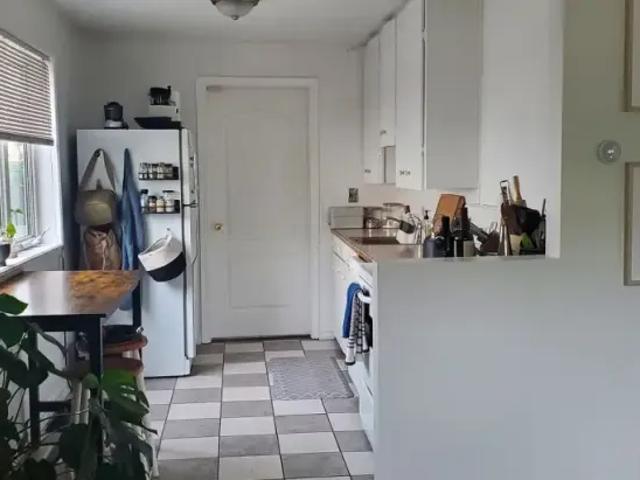 House for rent in Wedgewood, Alberta