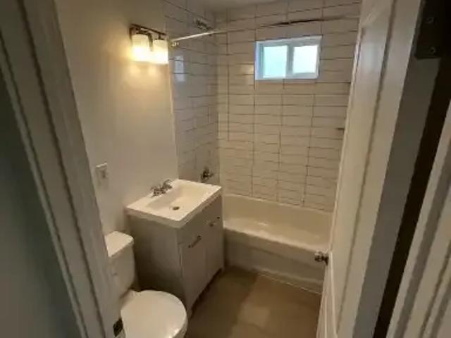 House for rent in Wedgewood, Alberta