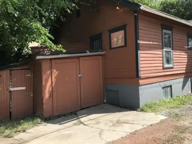 House for rent in Wedgewood, Alberta