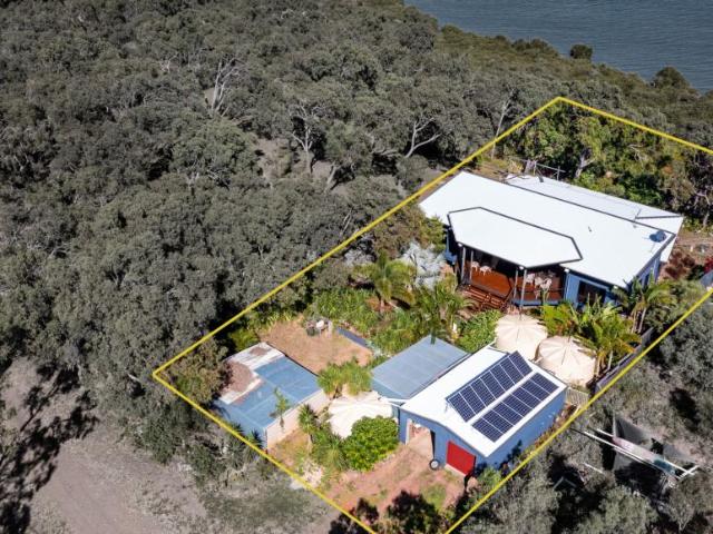 House for sale in Gladstone Harbour, Queensland