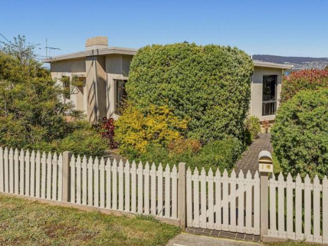 House for sale in Howrah, Hobart