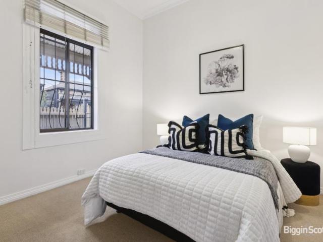 House for sale in Victoria