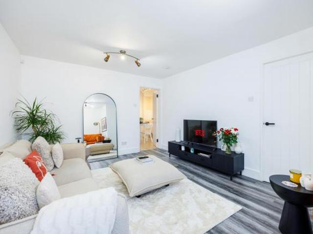 House for rent in Beckton, Greater London