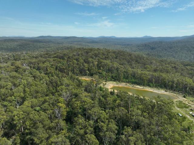 House for sale in Victoria