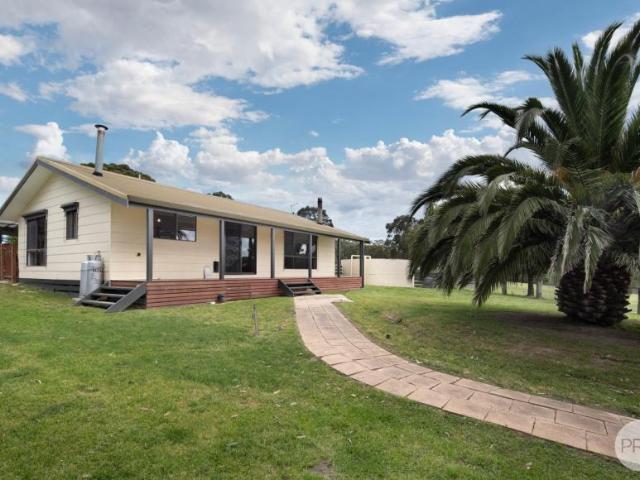 House for sale in Mount Helen, Ballarat