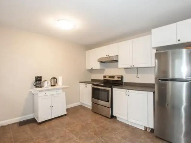 House for rent in Niagara Falls, Golden Horseshoe
