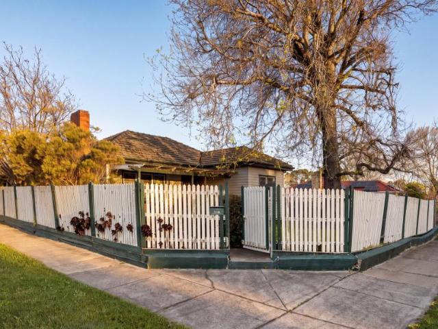 House for sale in Oakleigh South, Melbourne