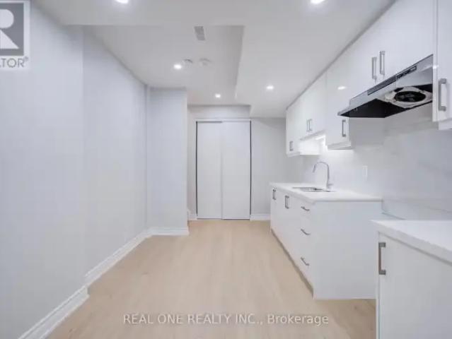 House for rent in Oakville, Ontario