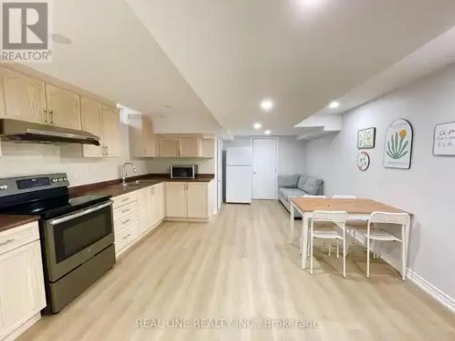 House for rent in Oakville, Ontario