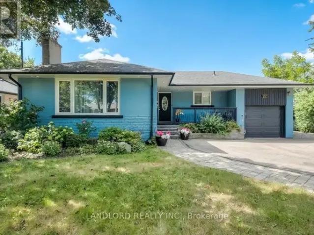 House for rent in Oakville, Ontario