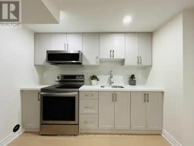 House for rent in Oakville, Golden Horseshoe