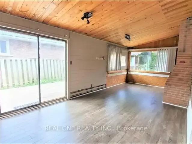 House for rent in Sunningdale, Oakville