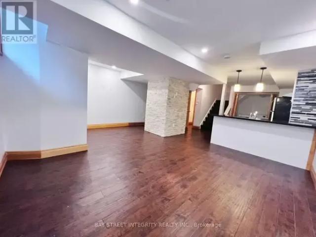 House for rent in Oakville