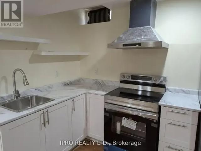 House for rent in Oakville