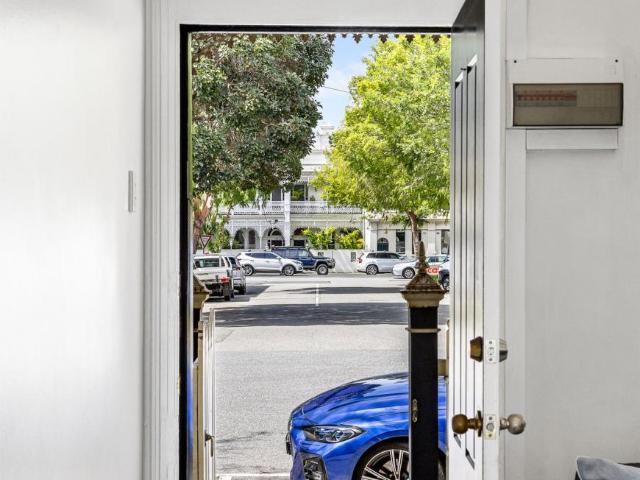 House for sale in Port Melbourne, Melbourne