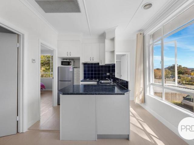 House for sale in Queanbeyan East, Queanbeyan
