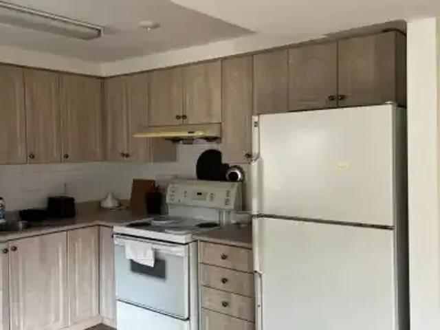 House for rent in Richmond Hill, Golden Horseshoe