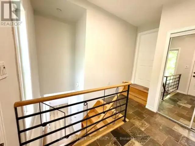 House for rent in Richmond Hill, Golden Horseshoe