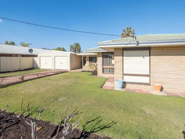 House for sale in Rockingham, City of Rockingham