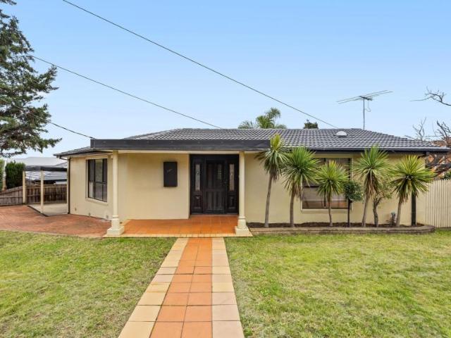 House for sale in Strathmore Heights, Melbourne