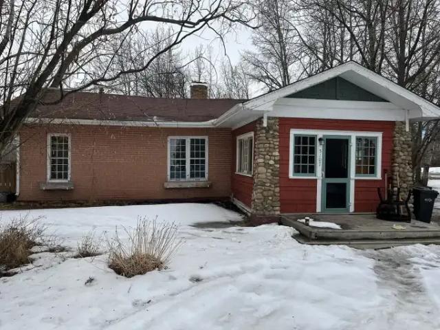 House for rent in Sylvan Lake, Alberta