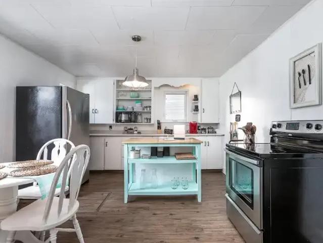 House for rent in Sylvan Lake, Alberta