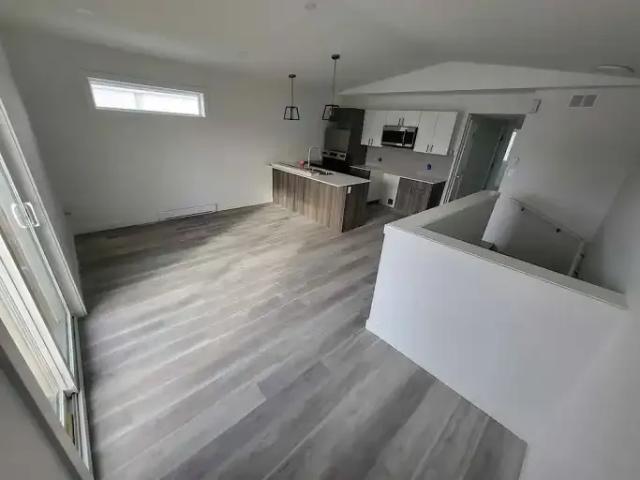 House for rent in East St. Paul, Manitoba