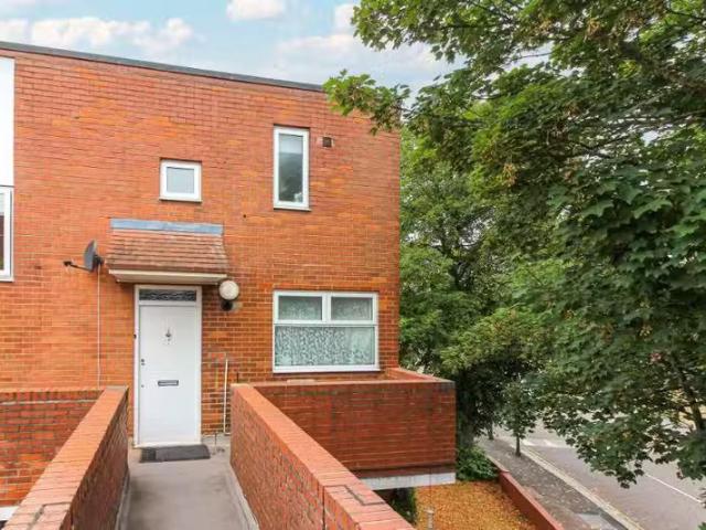House for rent in Lyons, Greater London