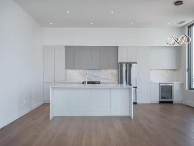 Condo for rent in Laval, Quebec