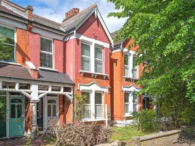 Apartment for rent in Anerley, Greater London