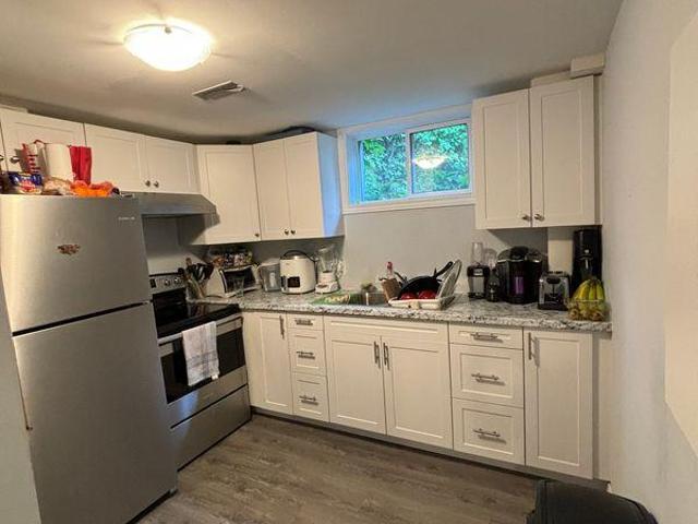 Room for rent in Barrie