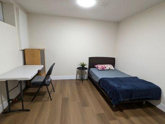 Room for rent in Burnaby, British Columbia