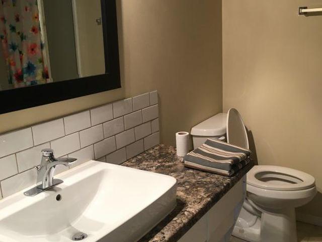 Room for rent in Calgary
