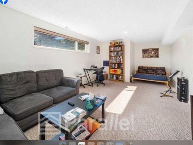 Room for rent in Northwest, Alberta