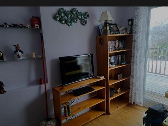 Room for rent in Kingston, Ontario