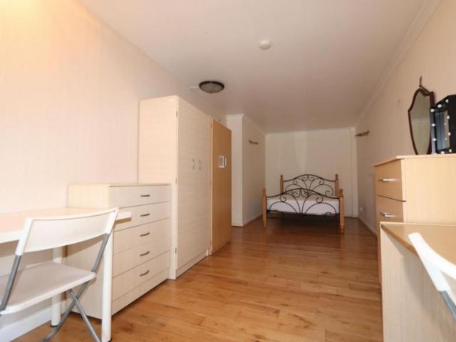 Room for rent in Isle Of Dogs, Greater London