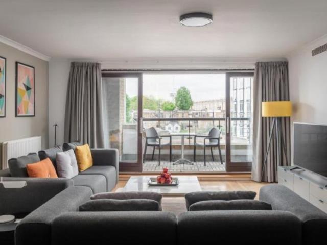Room for rent in Kensington, Greater London