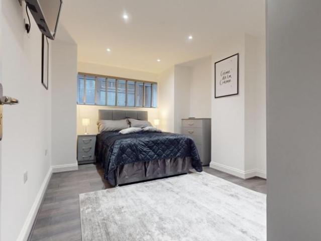 Room for rent in Cricklewood, Greater London