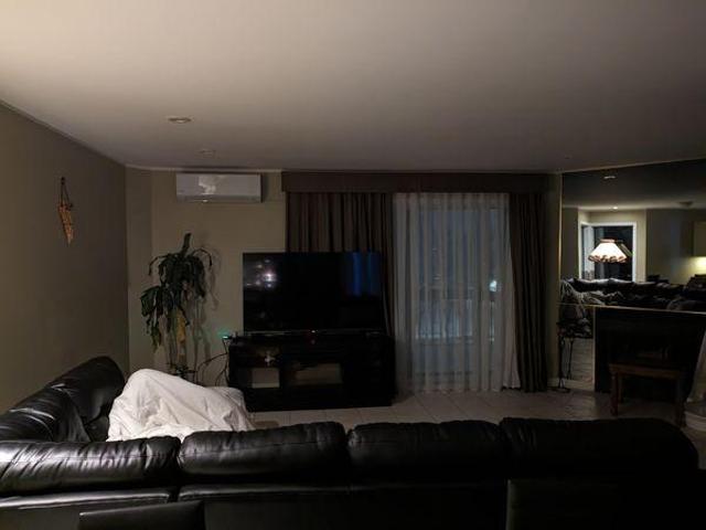 Room for rent in St. Leonard's, Quebec