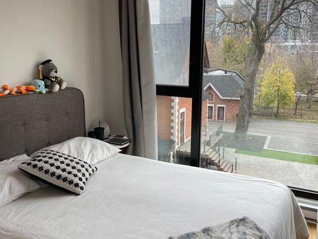 Room for rent in St. Leonard's, Quebec