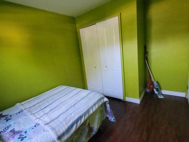 Room for rent in Alberta