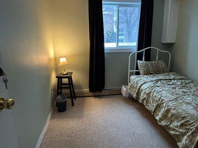 Room for rent in Regina, Saskatchewan