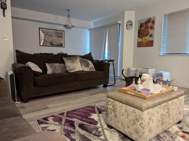 Room for rent in Surrey